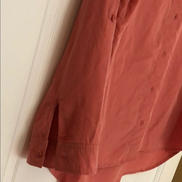 Chico’s Pink Button-Up - Picture 4 of 4